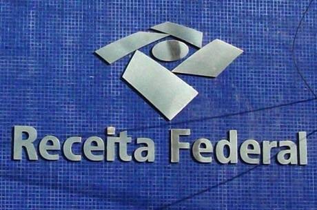 Receita Federal paga hoje restituição de lotes residuais do IR