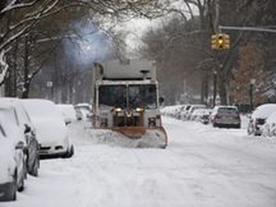 Tempestade de neve afeta o Nordeste e Centro-Oeste dos Estados Unidos