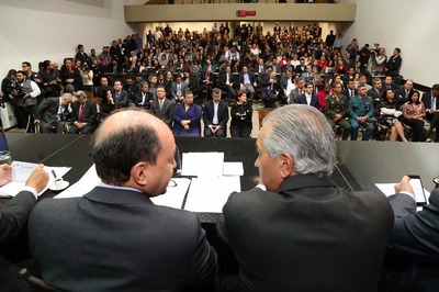 A lei, de autoria do presidente Junior Mochi, foi sancionada pelo governador Reinaldo Azambuja
Foto: Victor Chileno 