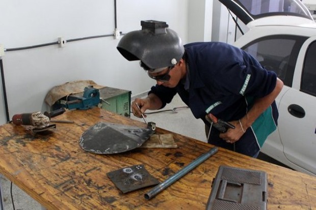 Senai abre prazo para empresas reservarem vagas em 8 cursos de aprendizagem industrial