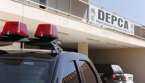 Homem é denunciado por estuprar filha durante 7 anos Homem é denunciado por estuprar filha durante 7 anos