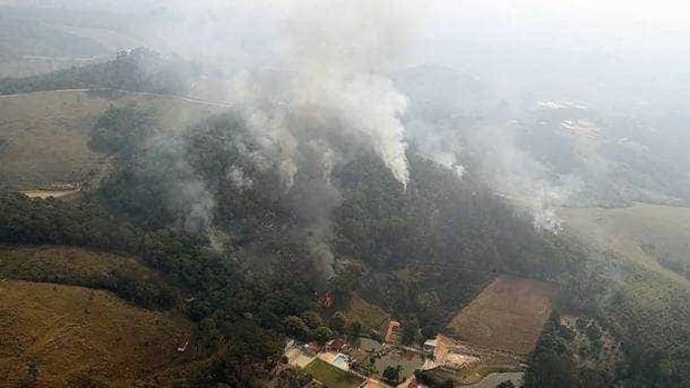 Bolsonaro volta a culpar ONGs por queimadas na Amazônia (Divulgação)