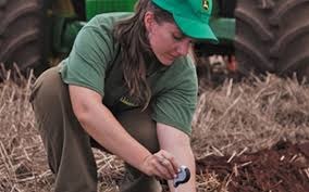 Mulheres e jovens brasileiros que vivem no campo serão tema de pesquisa