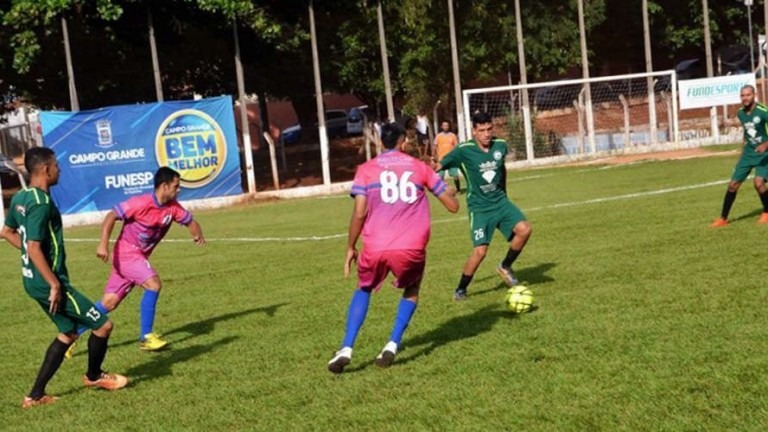 Quatro times brigam pelo título da Copa Campo Grande que encerra dia 26 Quatro times brigam pelo título da Copa Campo Grande que encerra dia 26