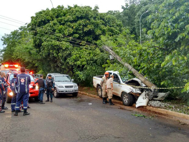 Empresário morto por policial em MS tinha usado álcool e drogas Adriano Correia do Nascimento foi morto depois de briga no trânsito (Foto: Marcos Ribeiro/ TV Morena)