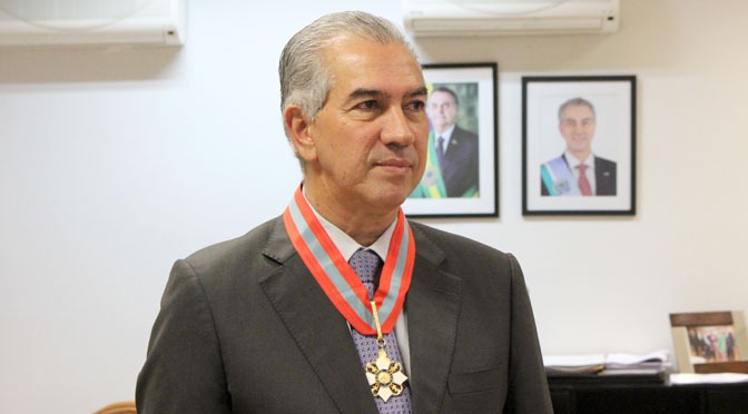 Reinaldo Azambuja recebe Medalha da Ordem do Mérito Naval Chico Ribeiro