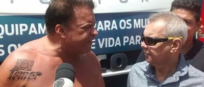 Deputado federal tatua nome de Temer no ombro © DIvulgação/Diário do Pará