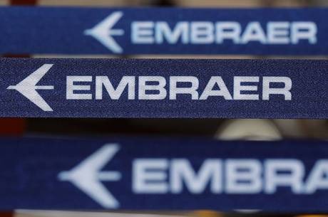 Boeing anuncia cancelamento de fusão com Embraer