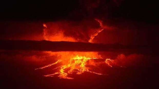Vulcão entra em erupção no Equador Vulcão entra em erupção no Equador