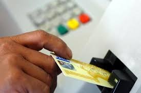 Salário dos servidores estaduais está disponível para saque neste sábado Salário dos servidores estaduais está disponível para saque neste sábado