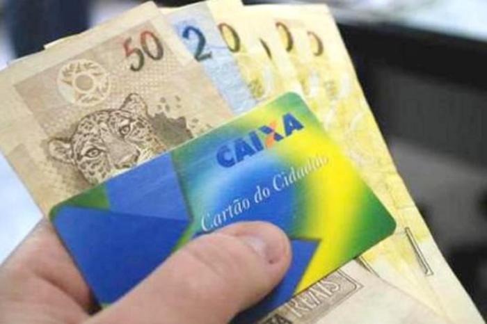 Cerca de 2,4 milhões de pessoas ainda não sacaram o abono salarial Cerca de 2,4 milhões de pessoas ainda não sacaram o abono salarial