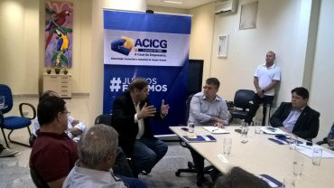 Durante reunião, prefeito expôs situação financeira da Prefeitura 