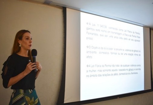 Semana da Justiça pela Paz em Casa termina com ações na Capital e interior Palestra com a juíza Helena Alice na Santa Casa