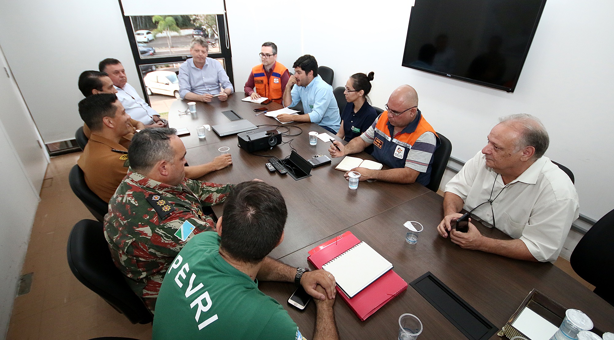 Estado cria Sala de Situação Integrada para controle e combate de queimadas Edemir Rodrigues