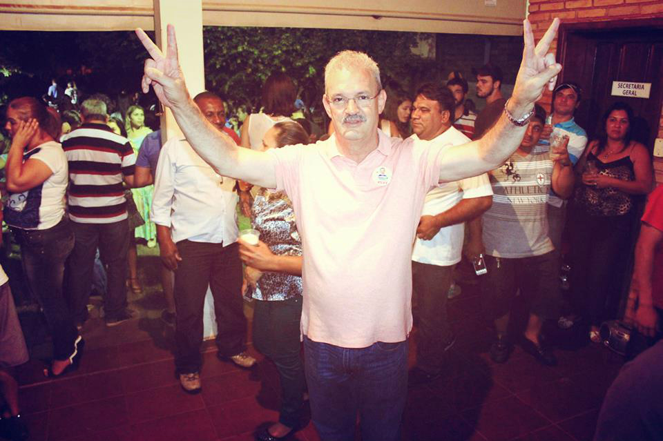 Geraldo Resende consegue a 5° reeleição a Câmara Federal Deputado federal Geraldo Resende reeleito para o 5º mandato.
Foto arquivo pessoal facebook