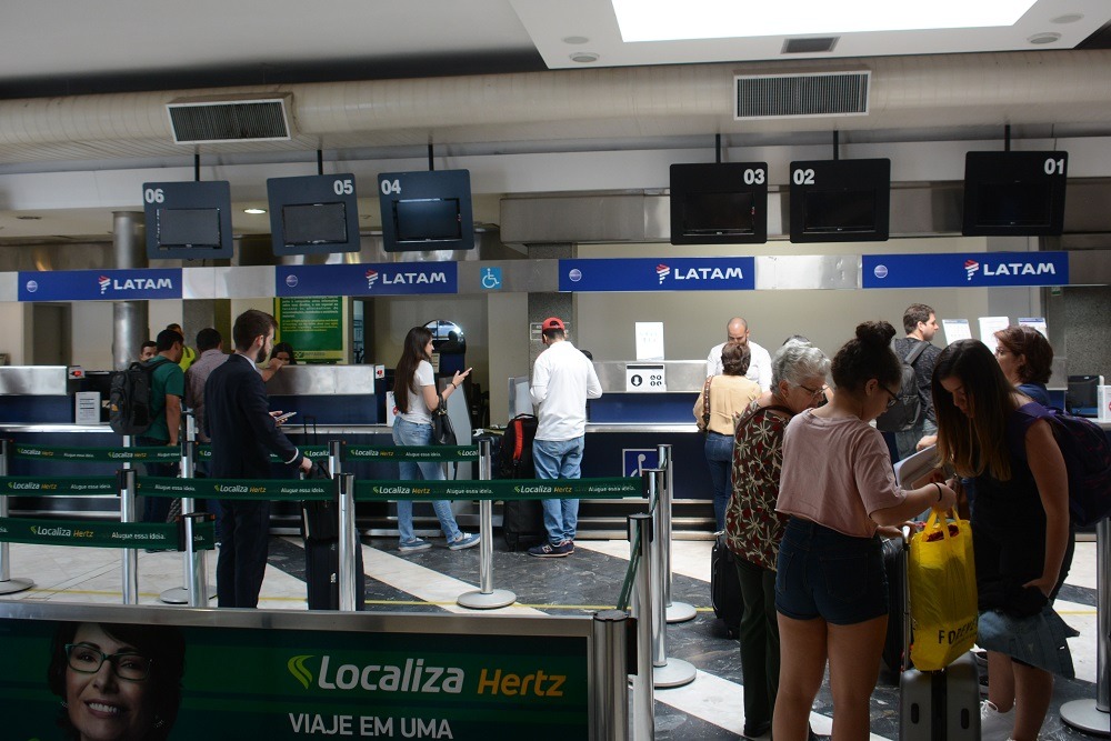 Aeroporto e Avenida Duque de Caxias ficam sem energia elétrica Álvaro Rezende / Correio do Estado