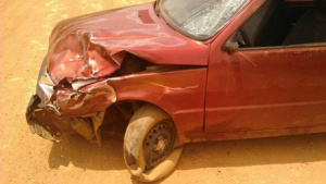 Ocupantes do veículo não sofreram ferimentos. (Foto: Bonito Informa)