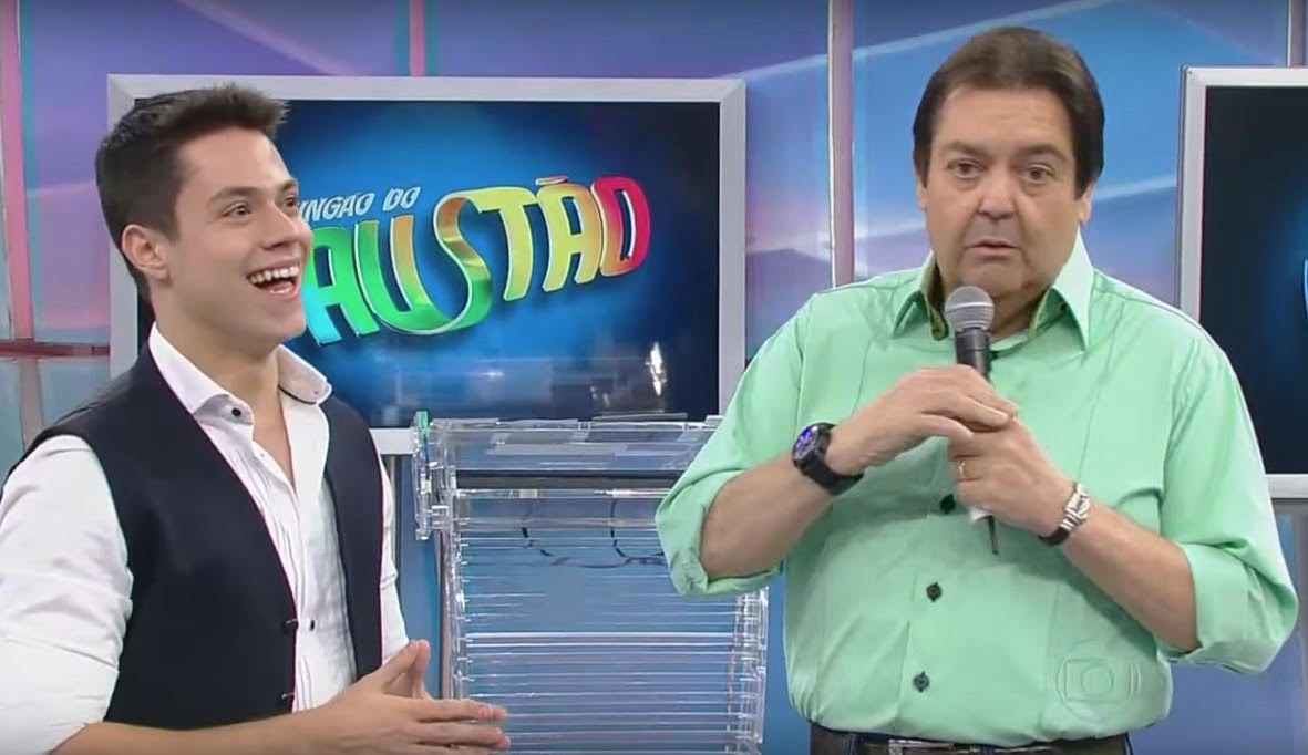 4º Semana do Jovem Empreendedor abordará o tema com show de mágica Palestrante Henry Vargas no Programa Domingão do Faustão