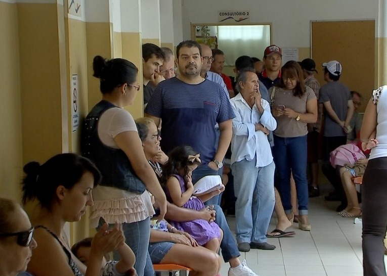Secretaria de Saúde orienta os moradores de Campo Grande (MS) a não tomar a vacina contra febre amarela se já estiver imunizado (Foto: Reprodução/TV Morena)