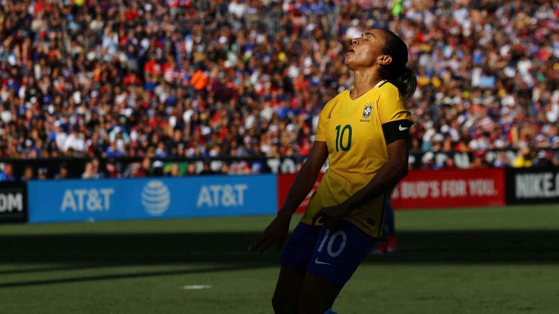 Mike Blake / Reuters