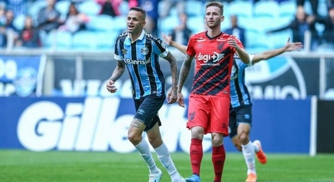 Luan fez um dos gols do Grêmio na vitória contra o Athletico-PR
Lance