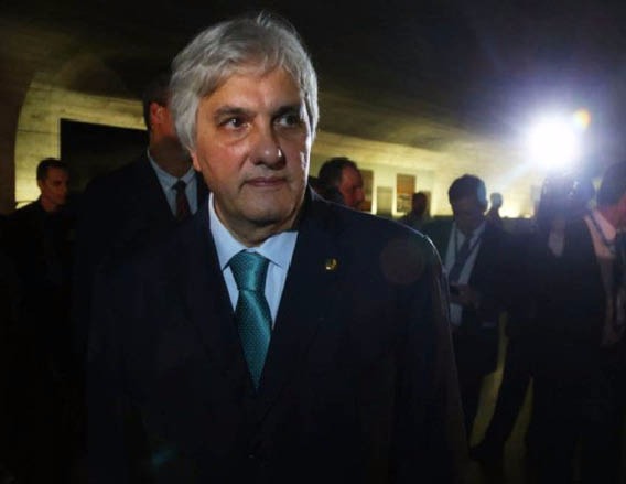 Juiz repreende Delcídio por atraso no pagamento de multa de delação Delcídio disse ao juiz que deu “uma desaguachada” - Foto: Arquivo