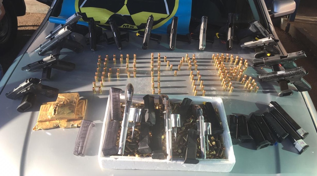 Vídeo: Apreensão de armas e munições pela Polícia Militar Rodoviária