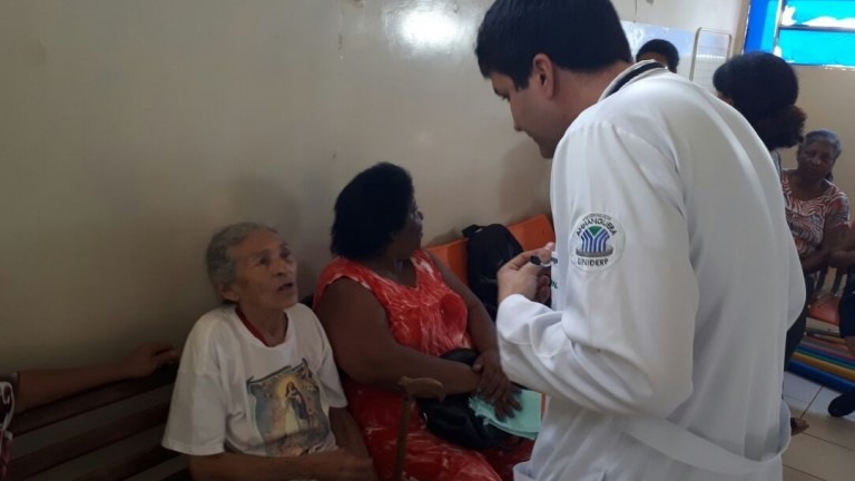 Prefeitura convoca 38 médicos ambulatoriais para reforçar atendimento