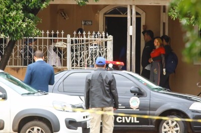 Vestígios de sangue foram encontrados na casa de suspeito no bairro Coophavila 2. (Foto: André Bittar)
