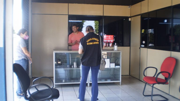 Prefeitura fiscaliza mais de mil estabelecimentos em um único dia