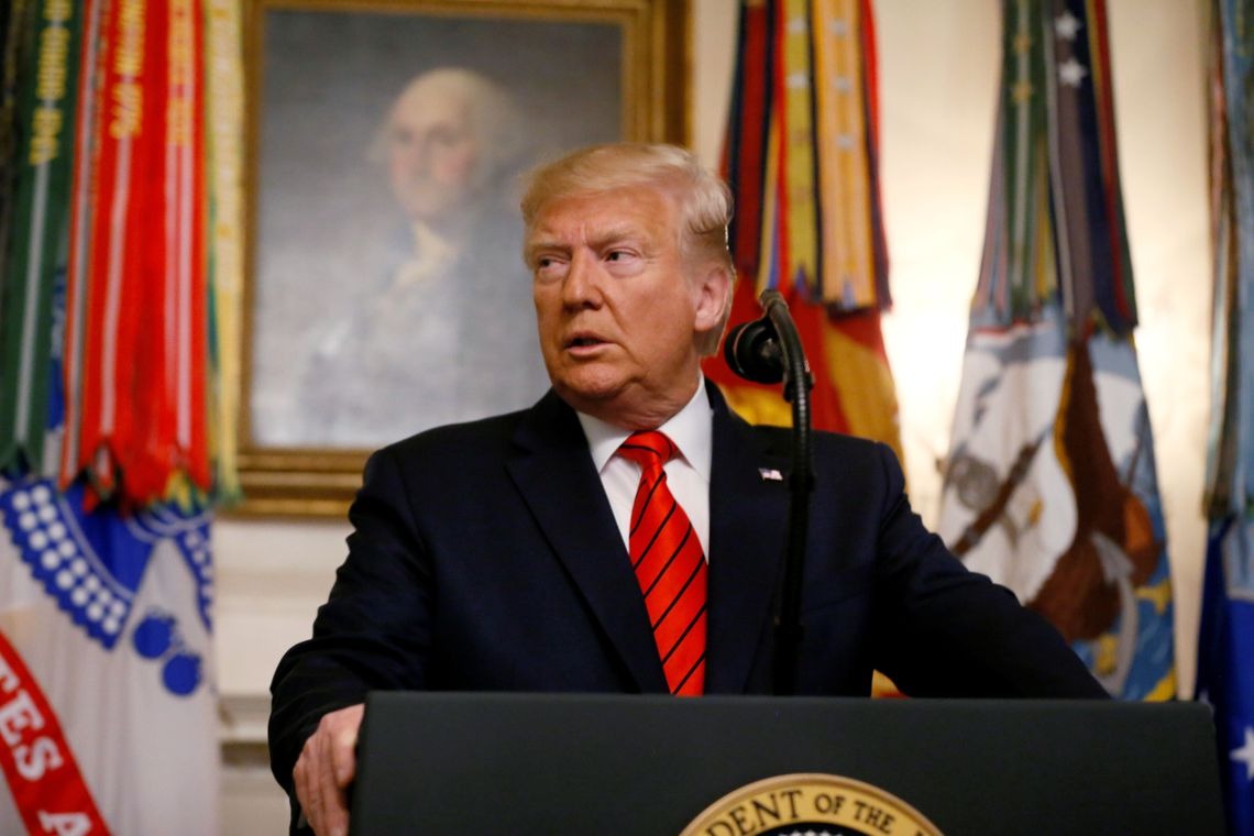 Trump diz que está pronto para lidar com "surpresa" norte-coreana JIM BOURG