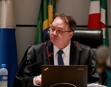 Município e funerária são condenados por sepultamento sem certidão de óbito Desembargador Dorival Renato Pavan, relator do processo. Divulgação/TJMS