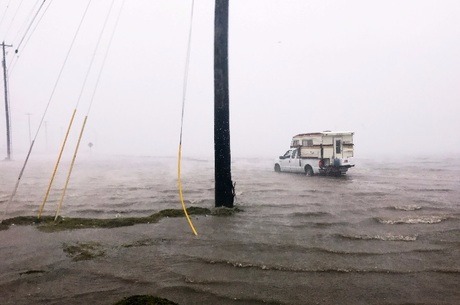 Furacão Harvey deixou rastro de destruição nos EUA
Brian Thevenot/25.08.2017/Reuters