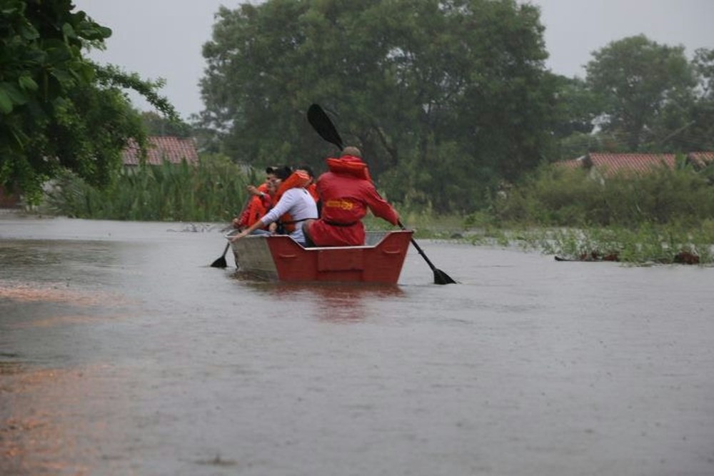 Chuva em Porto Murtinho deixa 42 desabrigados; previsão é de temporal até a próxima sexta Porto Murtinho contabiliza 42 desabrigados após chuva (Foto: Corpo de Bombeiros/Divulgação)