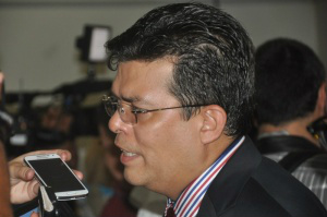 Prefeito prestigia evento da Semed em homenagem ao dia das crianças Gilmar Olarte participa neste sábado, véspera do dia das crianças, de evento nos altos da Afonso Pena (Foto: Marcelo Calazans)