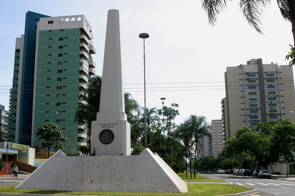 Monumentos espalhados pela cidade revelam identidade do povo campo-grandense