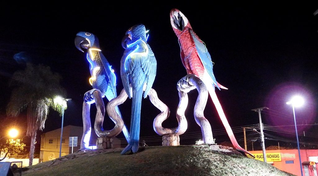 Monumentos espalhados pela cidade revelam identidade do povo campo-grandense