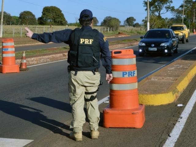 Em todo Brasil, foram 50 mortes e quase mil feridos nas rodovias federais Em todo Brasil, foram 50 mortes e quase mil feridos nas rodovias federais
