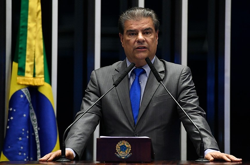 Senador Nelsinho Trad fará hoje lives sobre educação