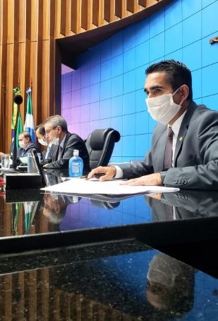 Aprovado projeto que torna as atividades religiosas essenciais em MS Aprovado projeto que torna as atividades religiosas essenciais em MS