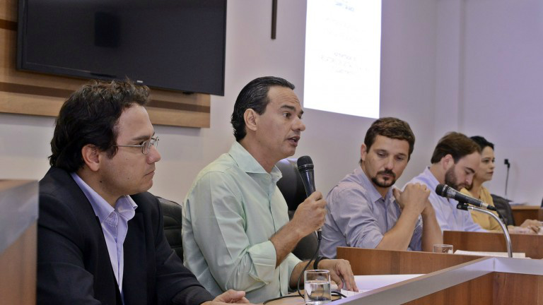 Prefeitura presta contas de 2016 e apresenta perspectiva para 2017