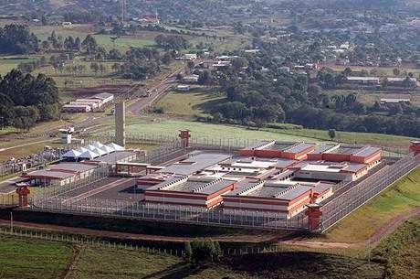 Preso federal custa R$ 2.270 por mês aos cofres públicos Penitenciárias federais gastaram R$ 3 mi em comida. Em datas comemorativas, presos ganham chocolate e torta
Divulgação/Ministério da Justiça