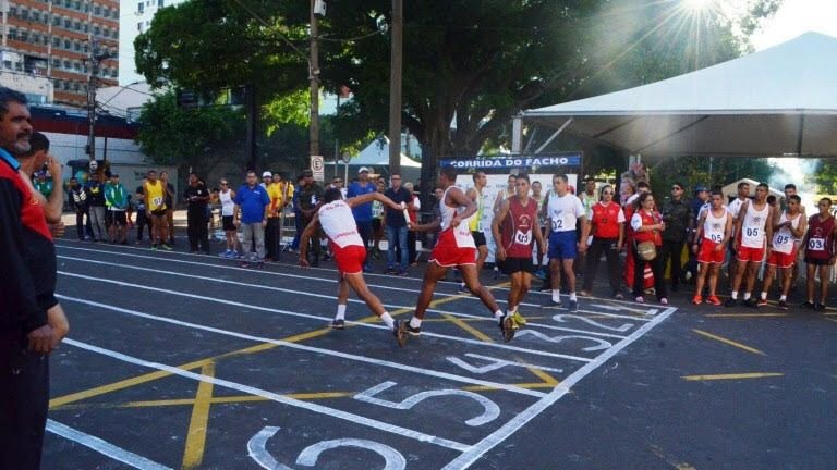 Confira os vencedores da corrida do facho em comemoração as festividades da Capital Confira os vencedores da corrida do facho em comemoração as festividades da Capital