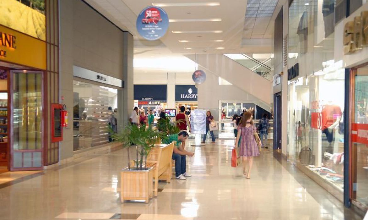 Brasil criou 320 mil empresas em janeiro, aponta Serasa Experian Agência Brasil