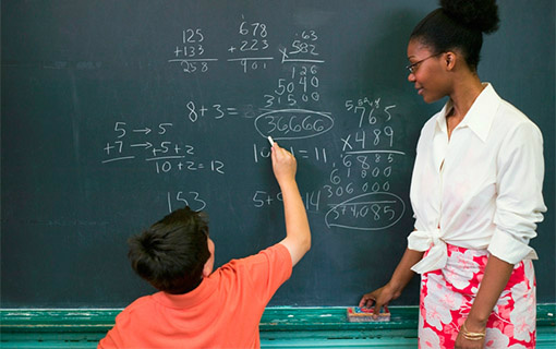 Confederação esclarece aplicação do reajuste do piso dos professores