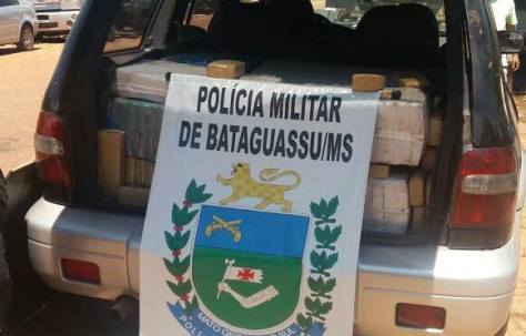 Polícia Militar de Bataguassu encontra veículo com mais de 400 quilos de maconha PM/Divulgação