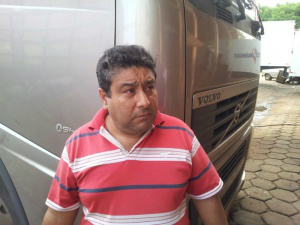 Waldemir diz que BR-262 está ruim e espera melhorias. (Foto Pedro Peralta)