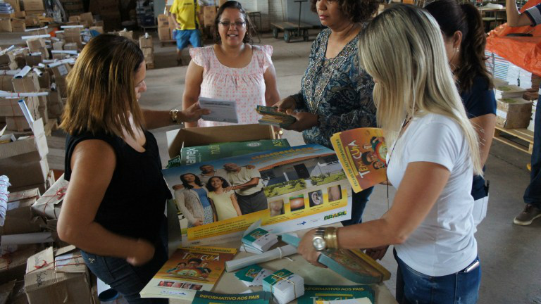 Parceria entre SEMED e SESAU leva campanha a escolas da REME