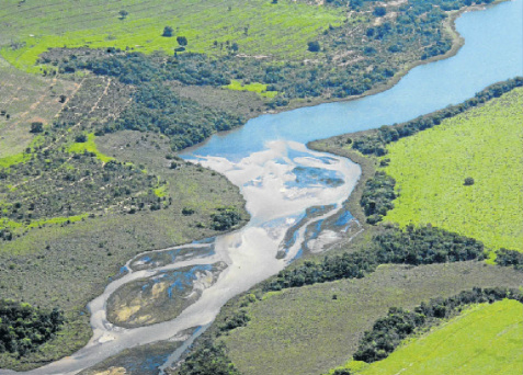 Córrego Guariroba, em Campo Grande - Foto: Arquivo/Correio do Estado