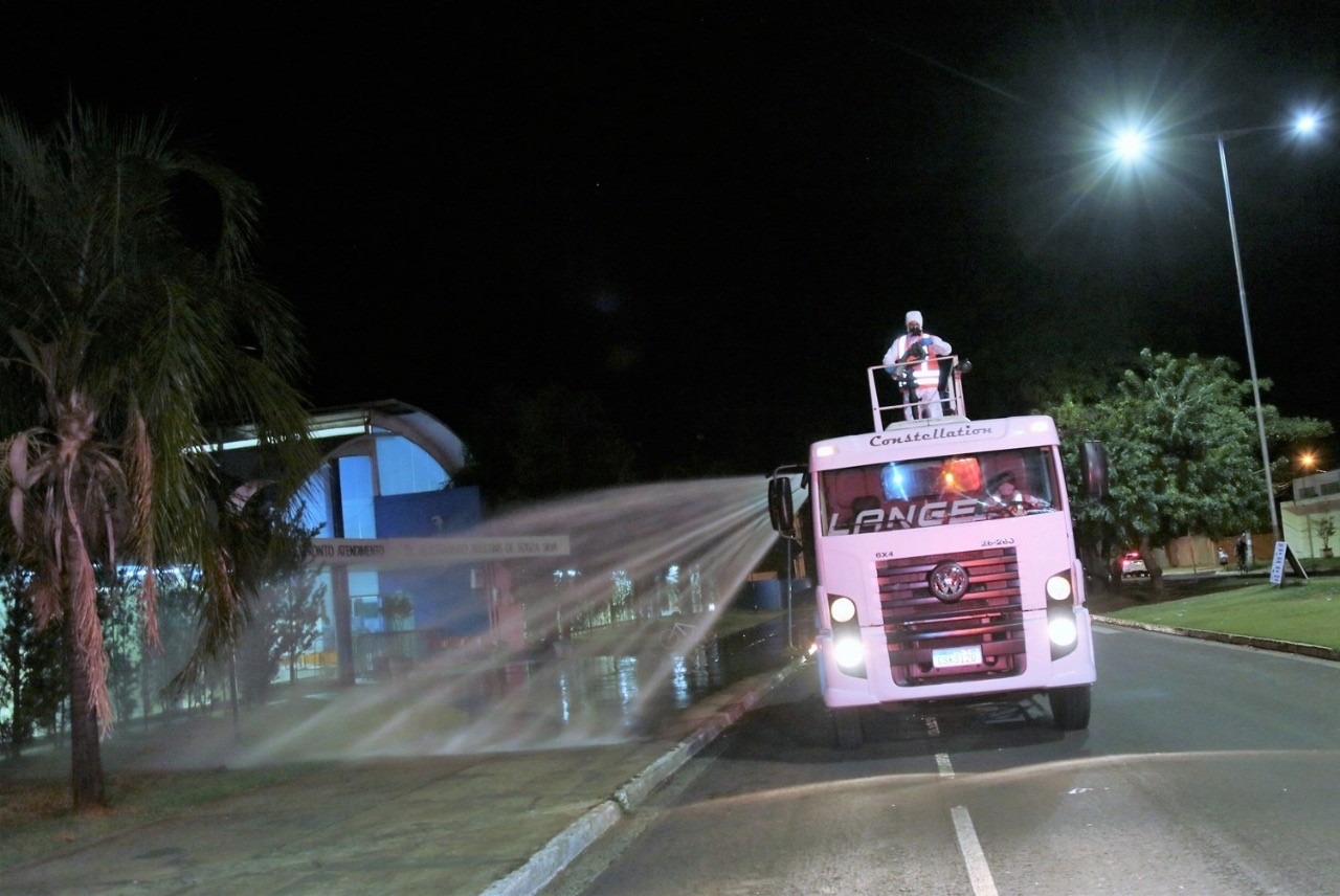 Coopatrabalho é 4° bairro a receber desinfecção nas ruas contra contágio do coronavírus Coopatrabalho é 4° bairro a receber desinfecção nas ruas contra contágio do coronavírus